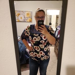 Navy lace and flowers top 2X